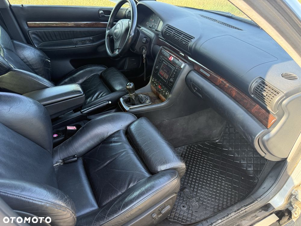 Audi A4 Limousine - 7