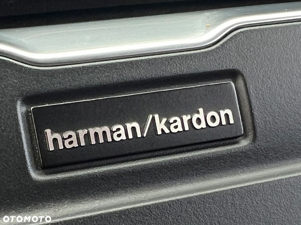 Volvo XC 70 - 22
