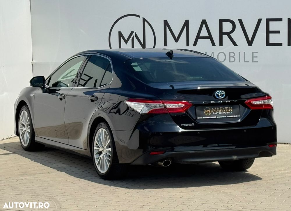 Toyota Camry 2.5 Dynamic - 7