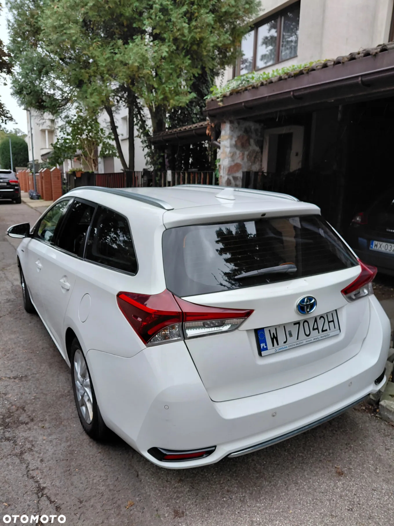 Toyota Auris Hybrid 135 Comfort - 2