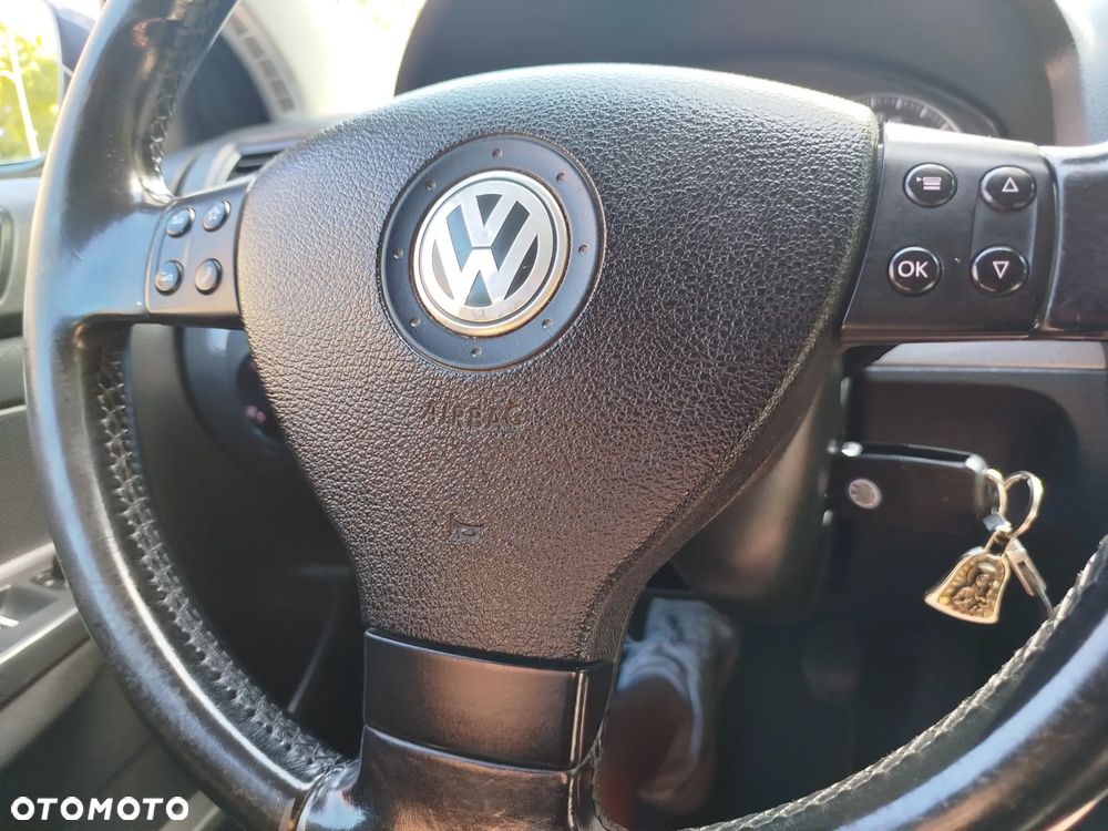 Volkswagen Jetta - 12