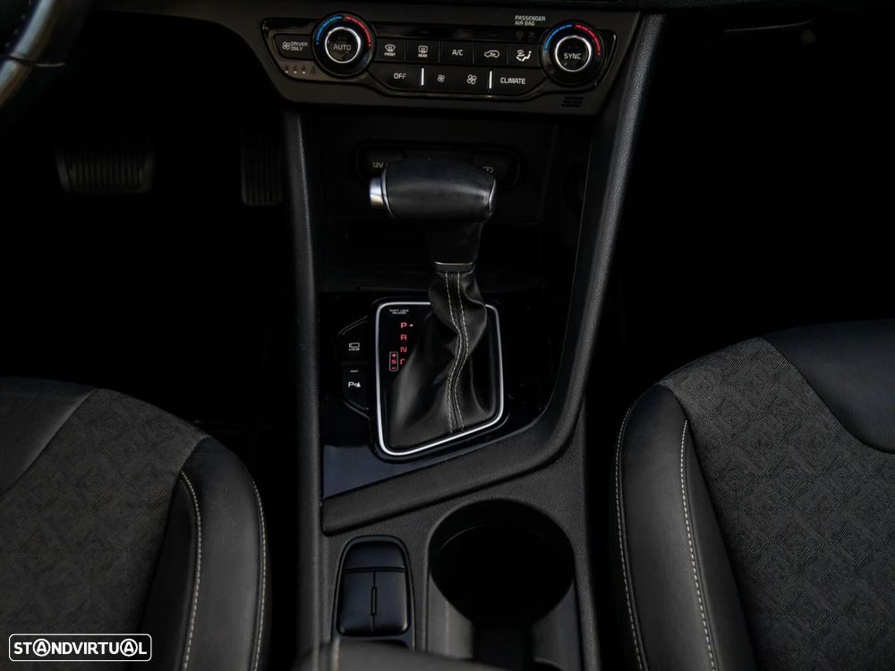 Kia Niro 1.6 GDi HEV Tech - 23