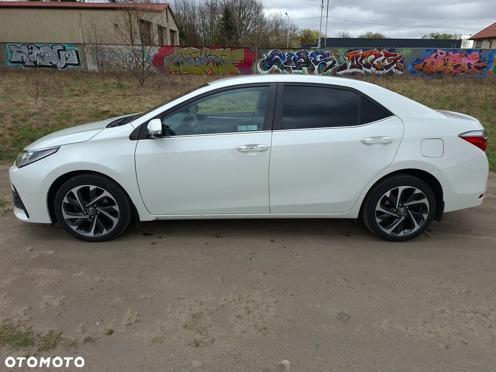 Toyota Corolla 1.6 Prestige EU6 - 4