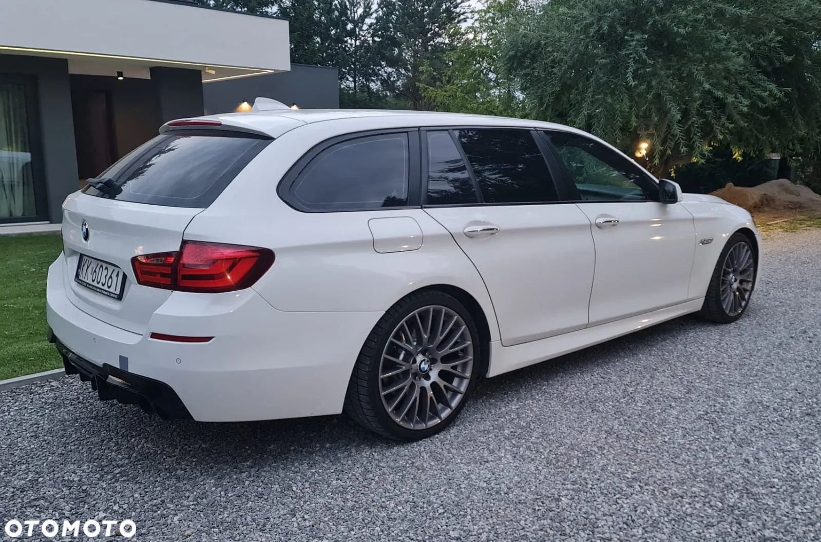 BMW Seria 5 520i Touring Sport-Aut - 1