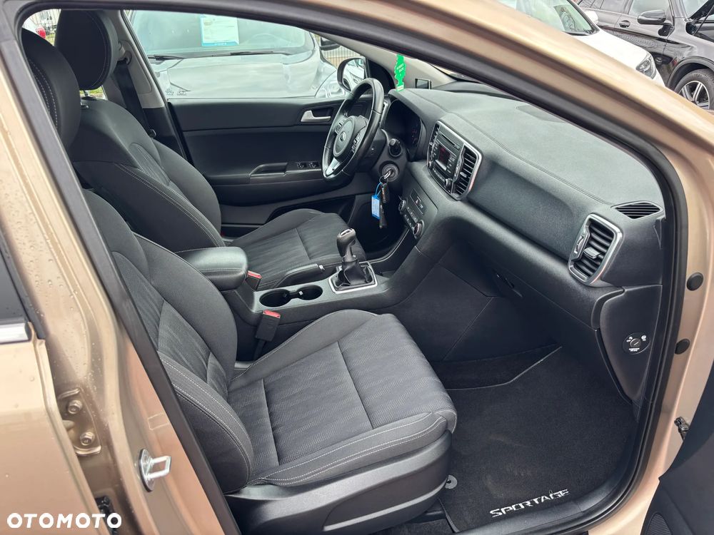 Kia Sportage 1.6 GDI 2WD Attract - 15