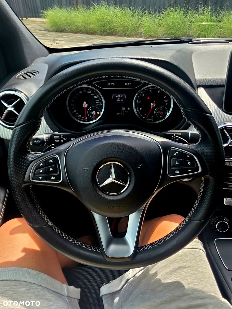 Mercedes-Benz Klasa B 200 7G-DCT Edition - 24