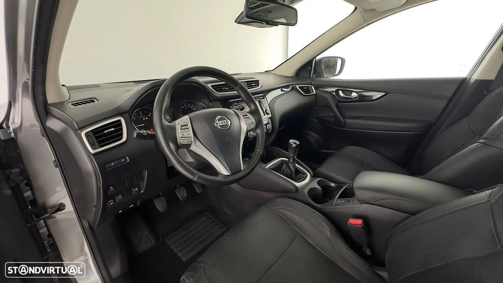 Nissan Qashqai 1.6 dCi Tekna J19 - 25