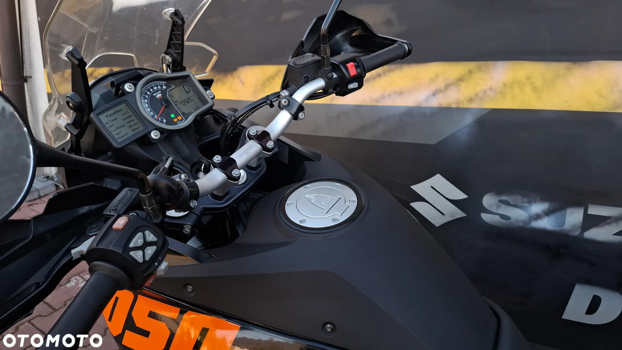 KTM Adventure - 22