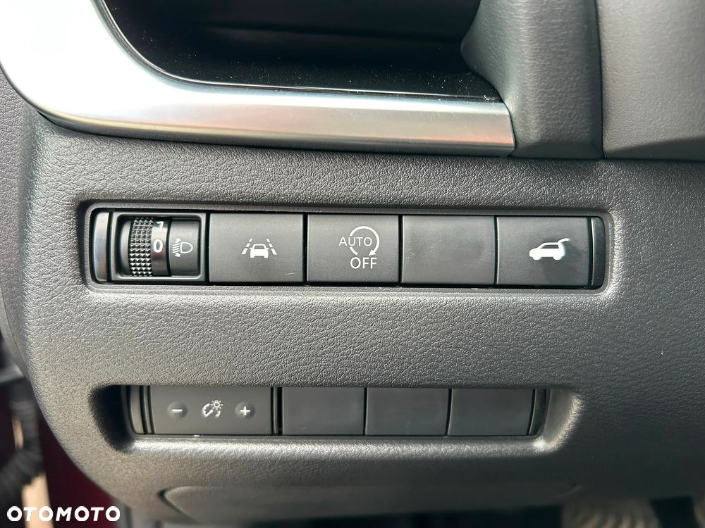 Nissan Qashqai 1.3 DIG-T MHEV N-Connecta Xtronic - 24