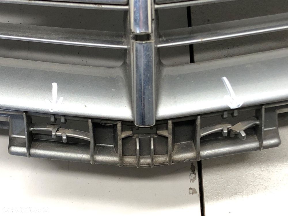 ATRAPA GRILL - 98.00 PLN - MERCEDES-BENZ KLASA E T-Model (S212) 2009 - 2016 E 200 CDI / BlueTEC - 4