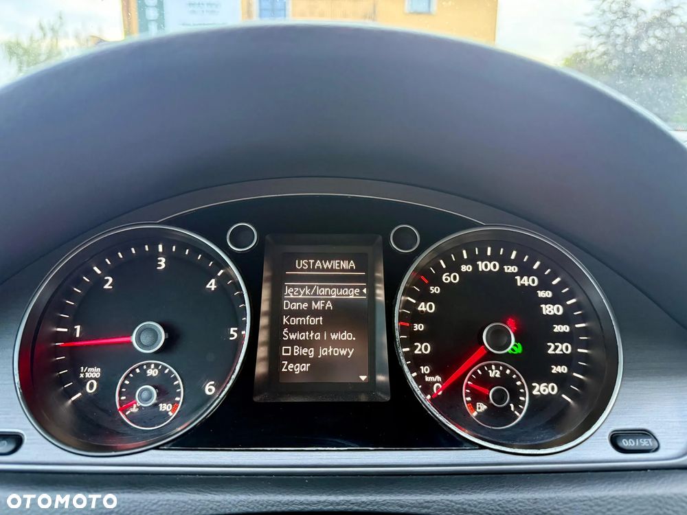 Volkswagen Passat Variant 2.0 TDI 4Motion DSG BlueMotion Tech R-Line - 23