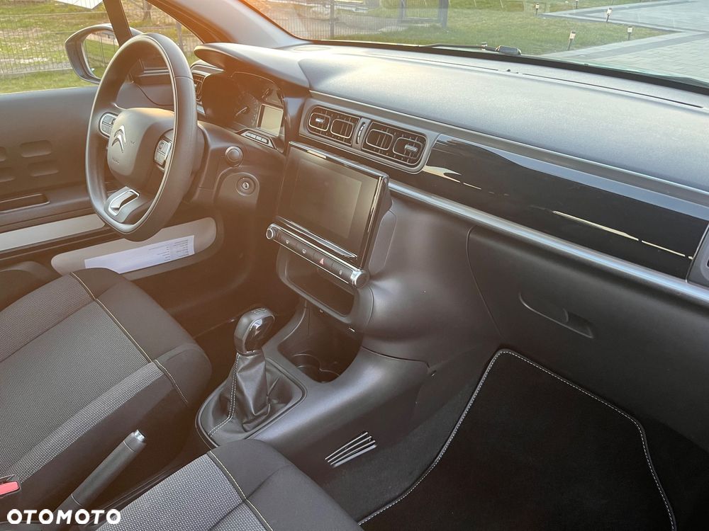 Citroën C3 1.2 PureTech Shine - 21