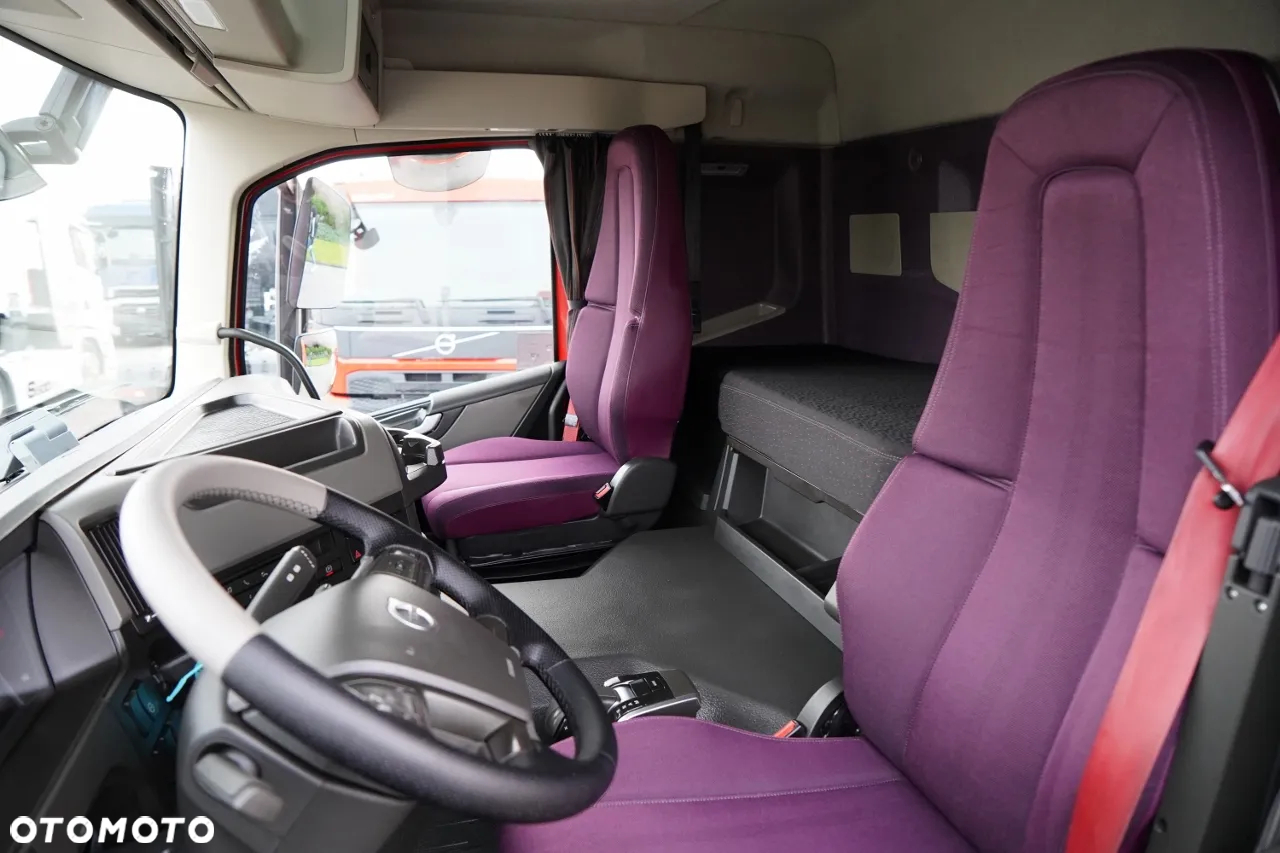 Volvo FM 430 / PEŁNY ADR / WAGA: 6 800 KG / NISKA KABINA / 2022 ROK / PO ZŁOTYM KONTRAKCIE SERWISOWYM / - 22