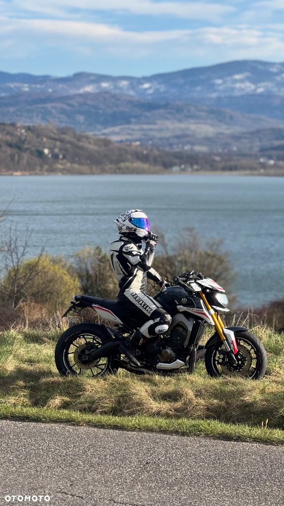 Yamaha MT - 17