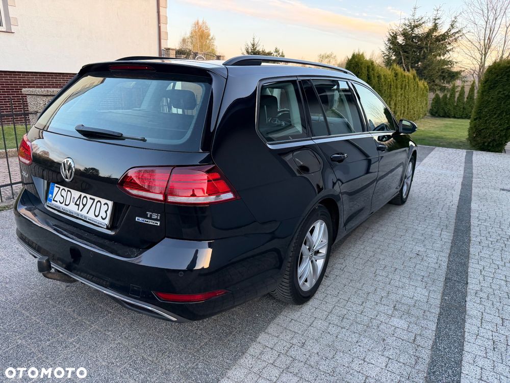 Volkswagen Golf 1.5 TSI BlueMotion ACT DSG Highline - 4
