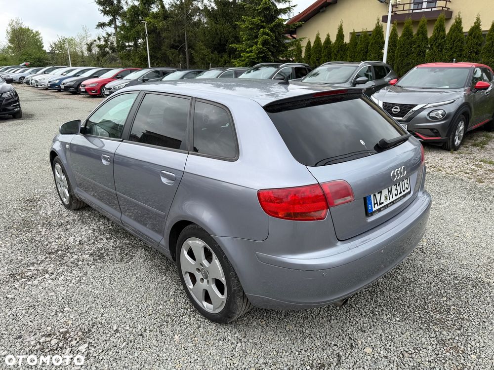Audi A3 Sportback 1.6 S line Sportpaket plus - 14