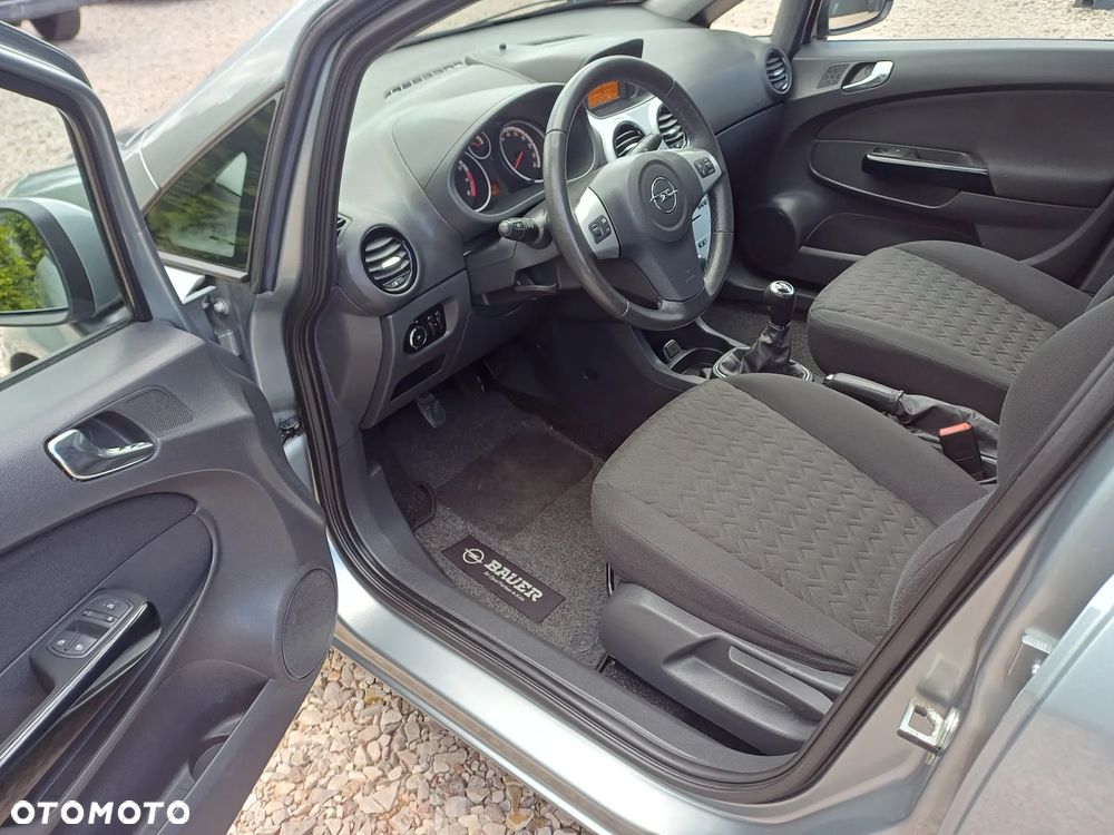 Opel Corsa 1.4 16V Active - 8
