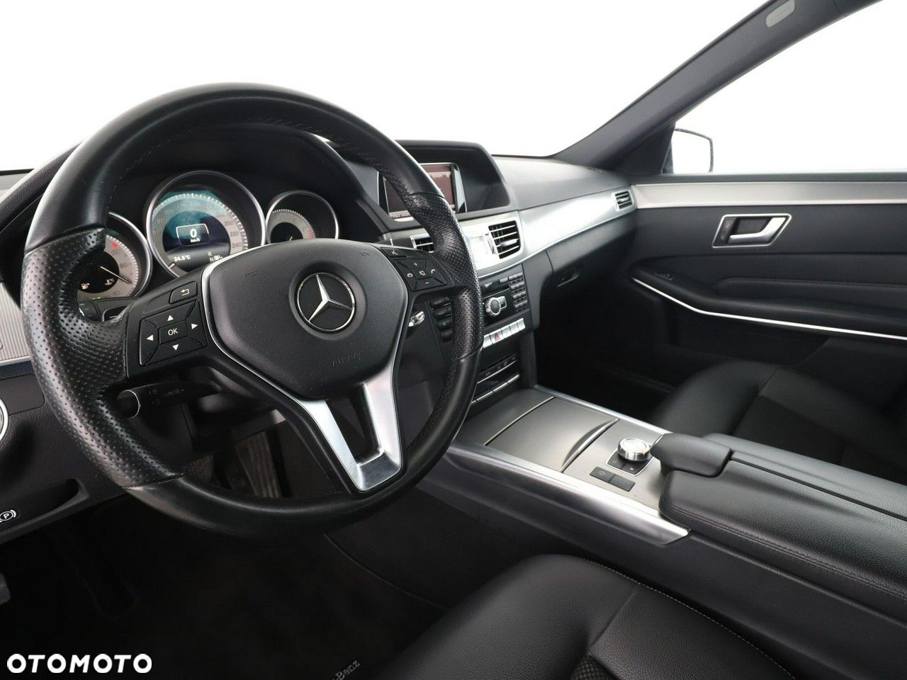 Mercedes-Benz Klasa E 200 9G-TRONIC Avantgarde - 14