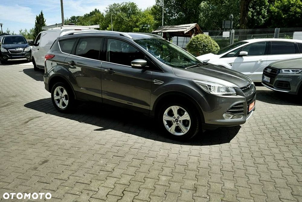 Ford Kuga - 4