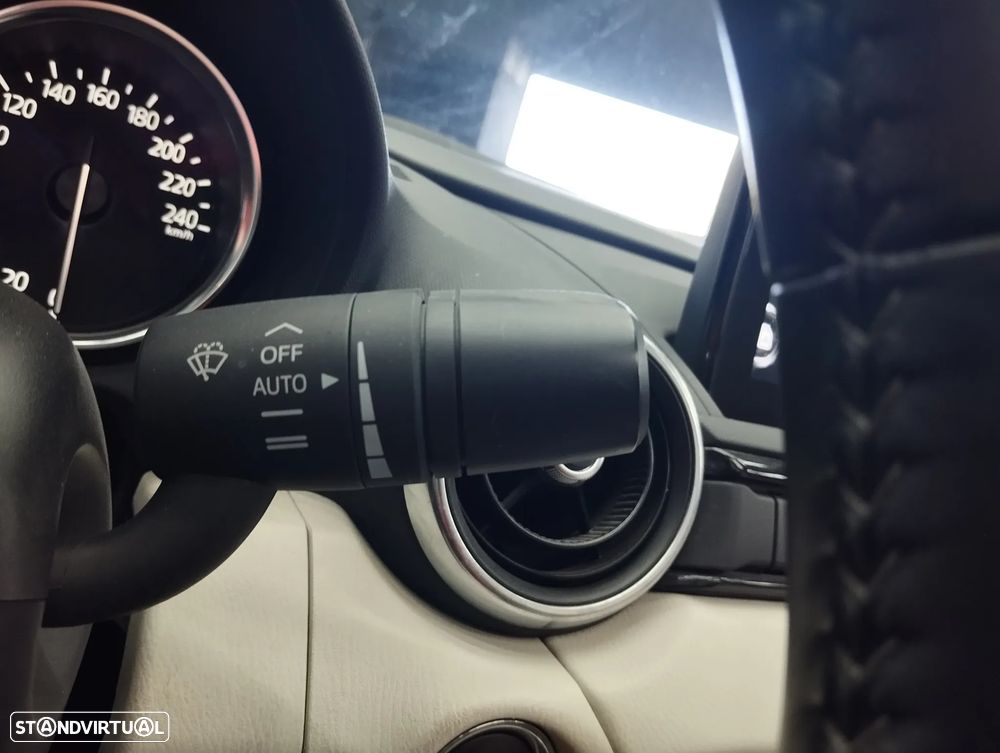 Mazda MX-5 SKYACTIV-G 1.5 - 27