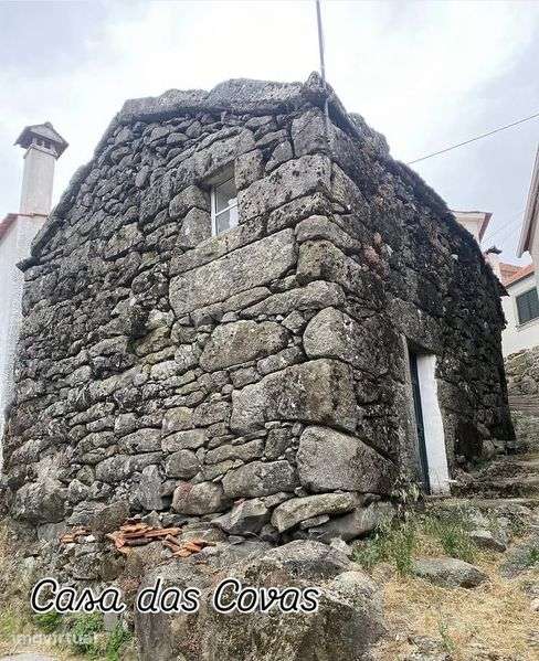 Moradia T1 à venda em Fornelo do Monte, Vouzela — foto 2