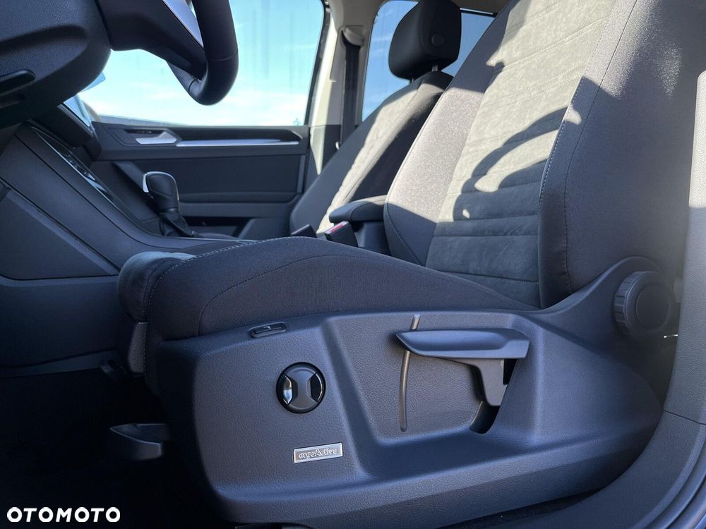 Volkswagen Touran - 14