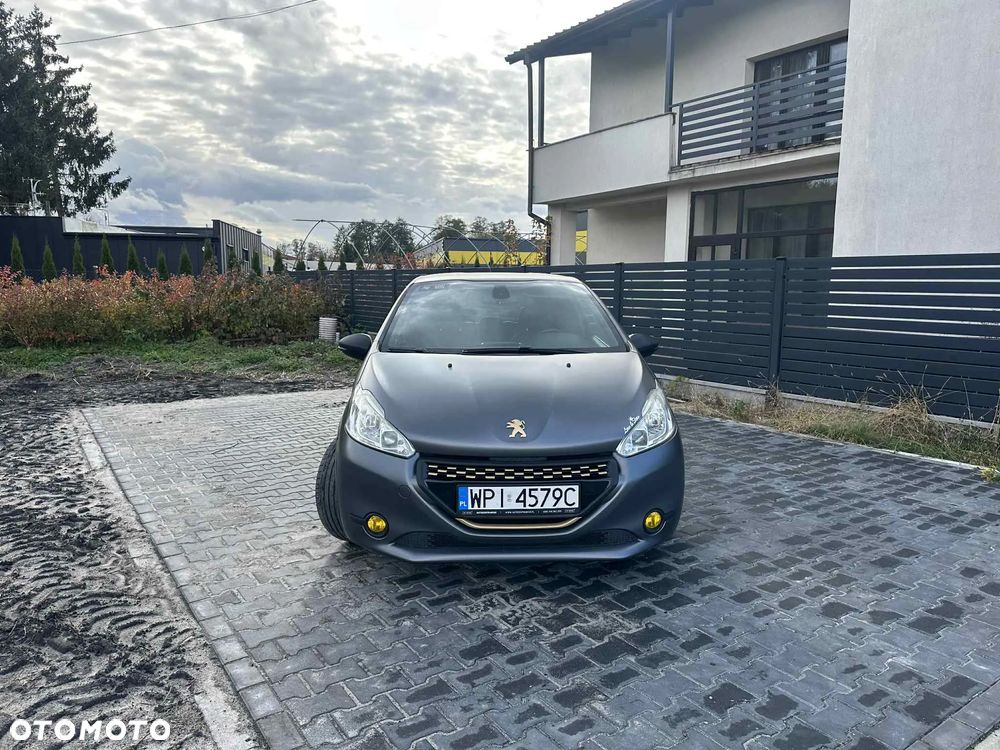 Peugeot 208 GTI 200 THP - 6