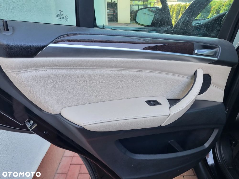 BMW X5 - 10