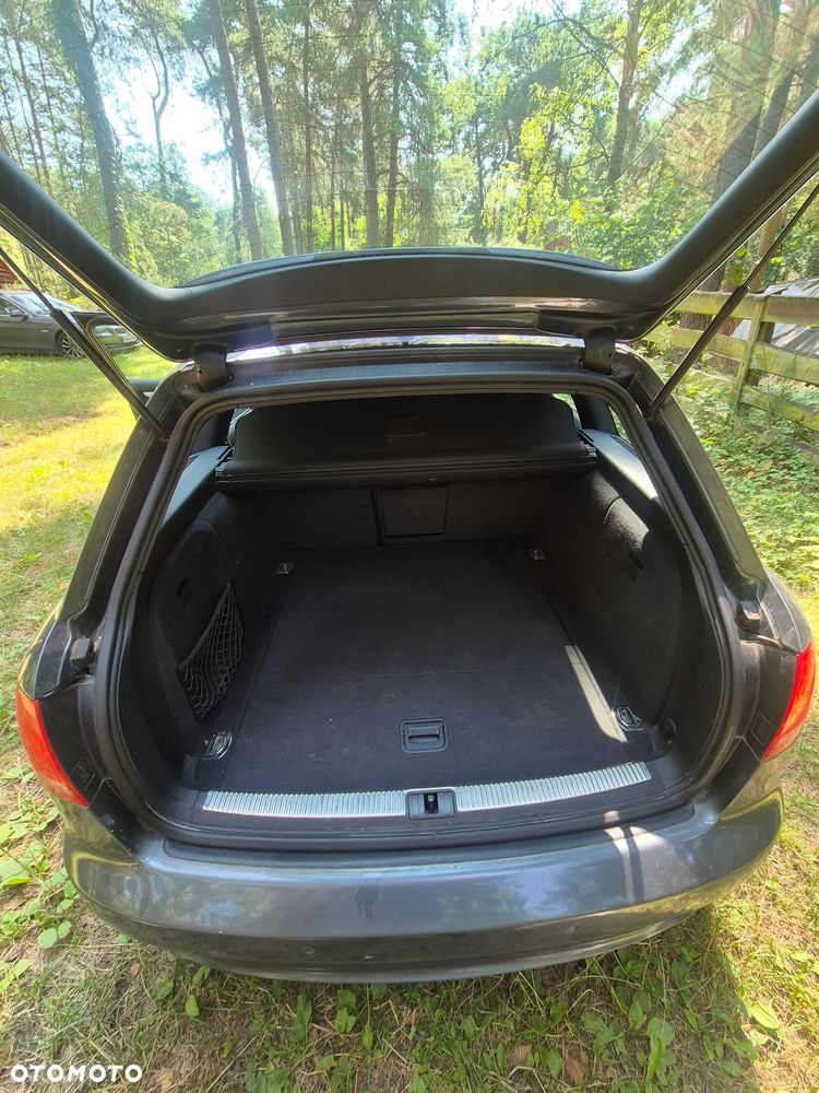 Audi A4 Avant 2.0 TDI DPF - 12
