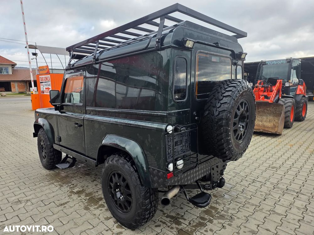 Land Rover Defender 90 Hard Top - 4