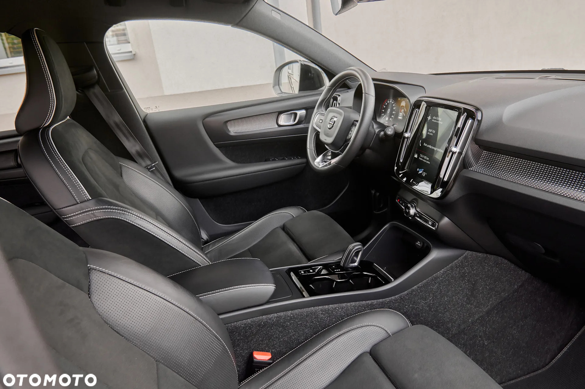 Volvo XC 40 T3 R-Design - 7