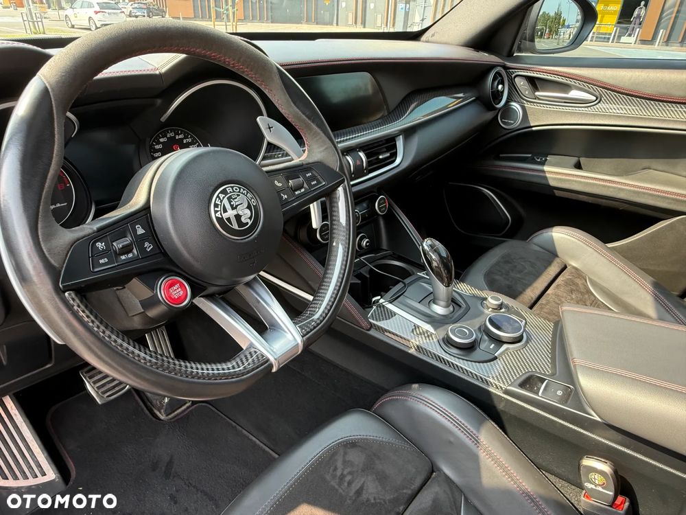 Alfa Romeo Stelvio 2.9 V6 Bi-Turbo Quadrifoglio Q4 - 16