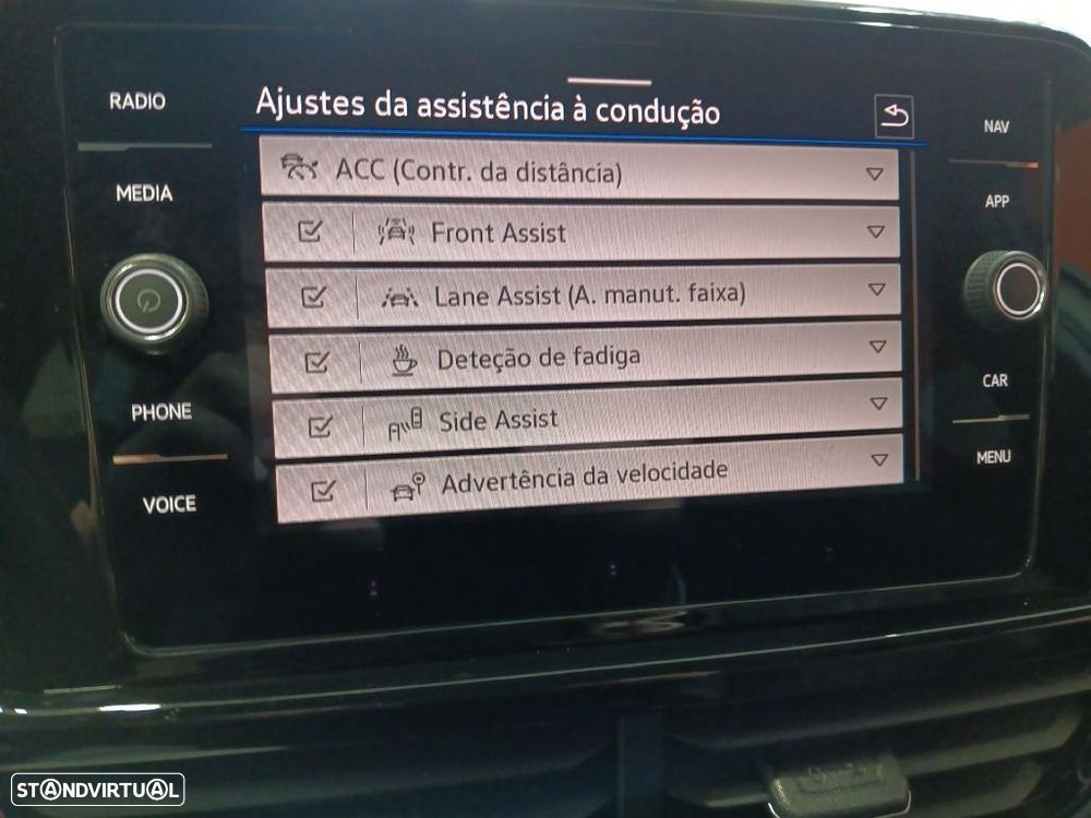 VW T-Roc 2.0 TDI R-Line DSG - 21