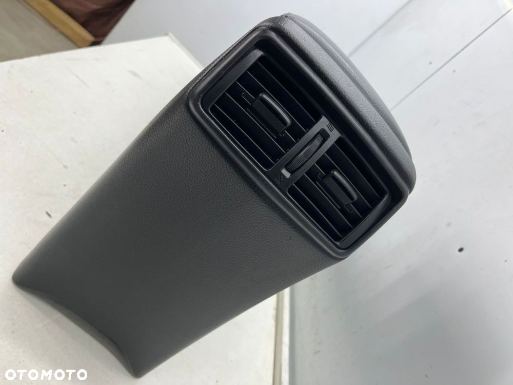 Tunel środkowy Nissan X-Trail III T32 Rogue 13-21r. podłokietnik obudowa uchwyty na kubki mieszek - 10