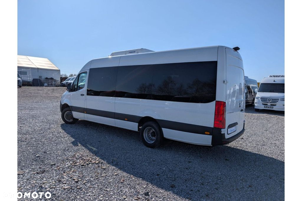 Mercedes-Benz Sprinter 517 - 8