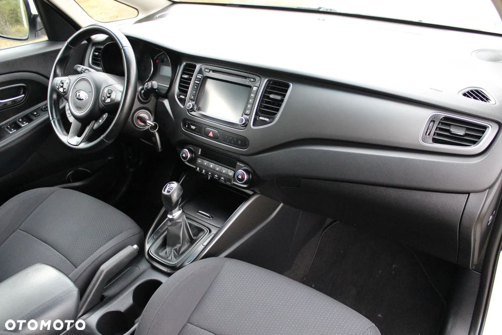 Kia Carens 1.7 CRDi 115 Dream Team Edition - 20