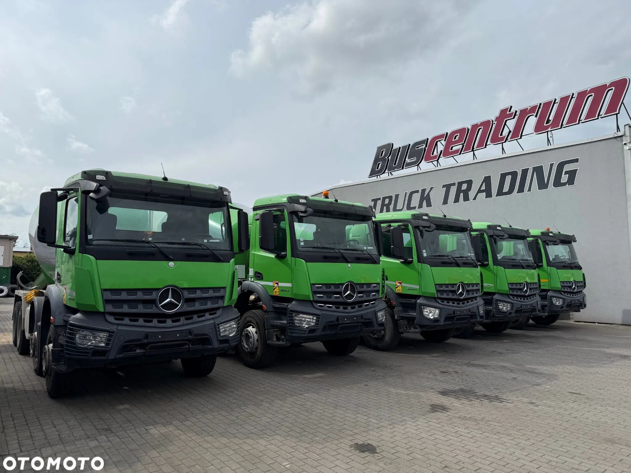 Mercedes-Benz Arocs 3240 Putzmeister 9 m3 - 1