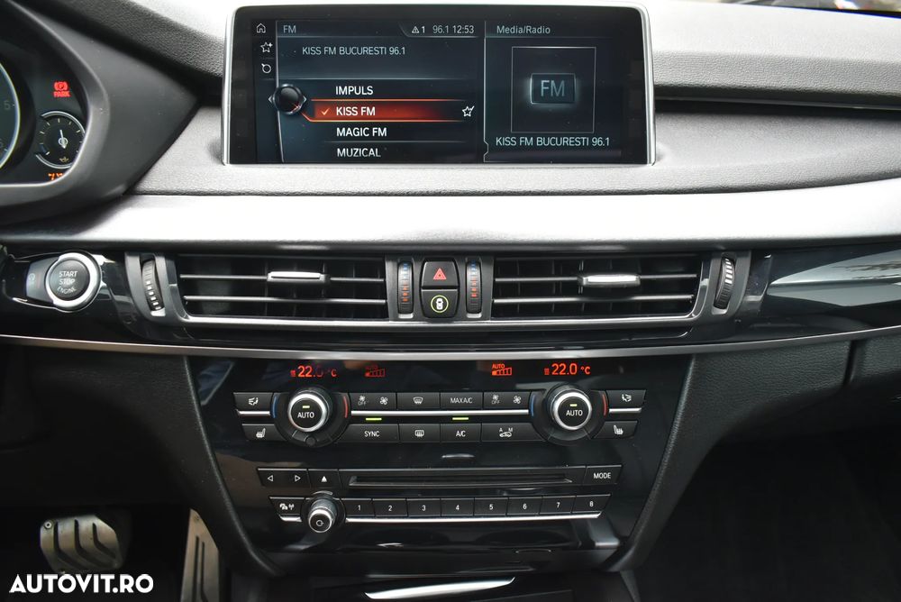 BMW X5 M M50d - 25