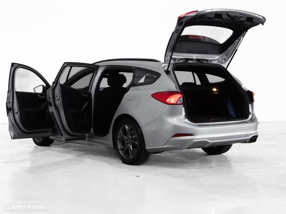 Ford Focus SW 1.5 TDCi EcoBlue Active - 5