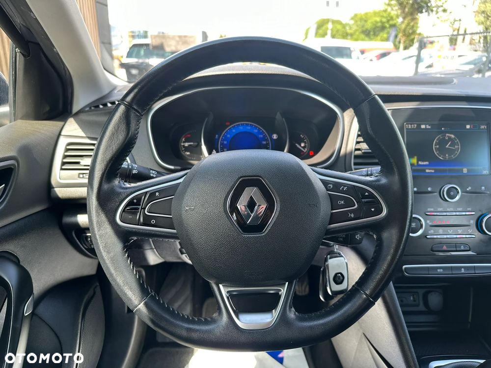 Renault Megane ENERGY TCe 100 EXPERIENCE - 32