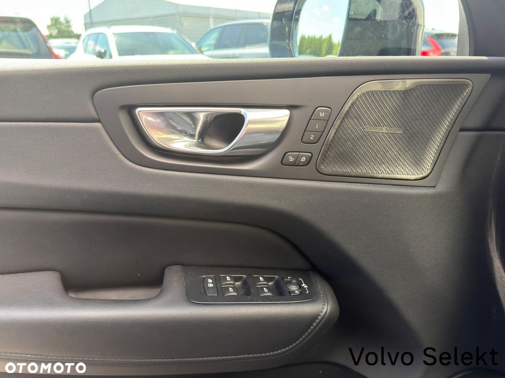 Volvo XC 60 - 31