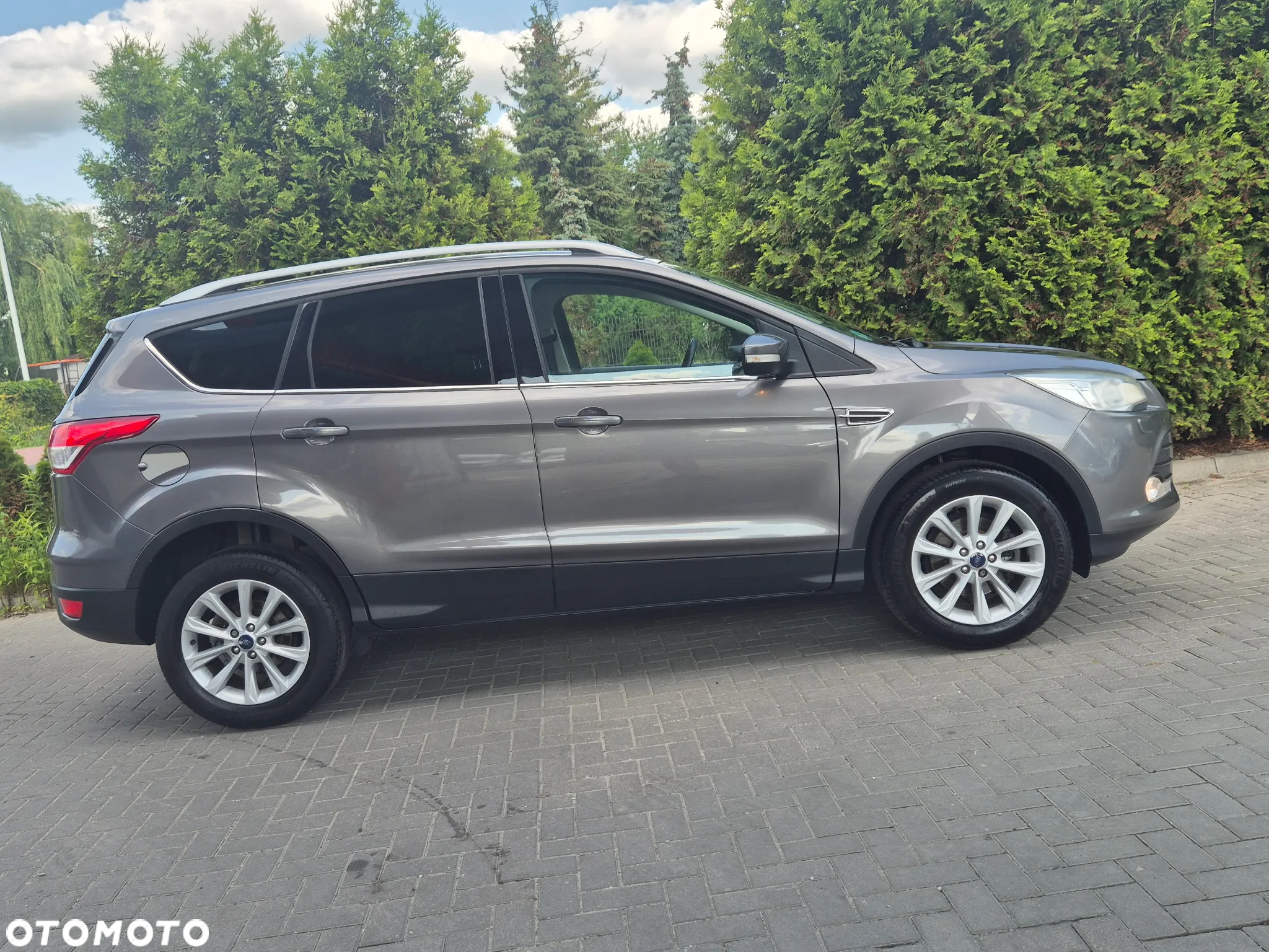 Ford Kuga - 14