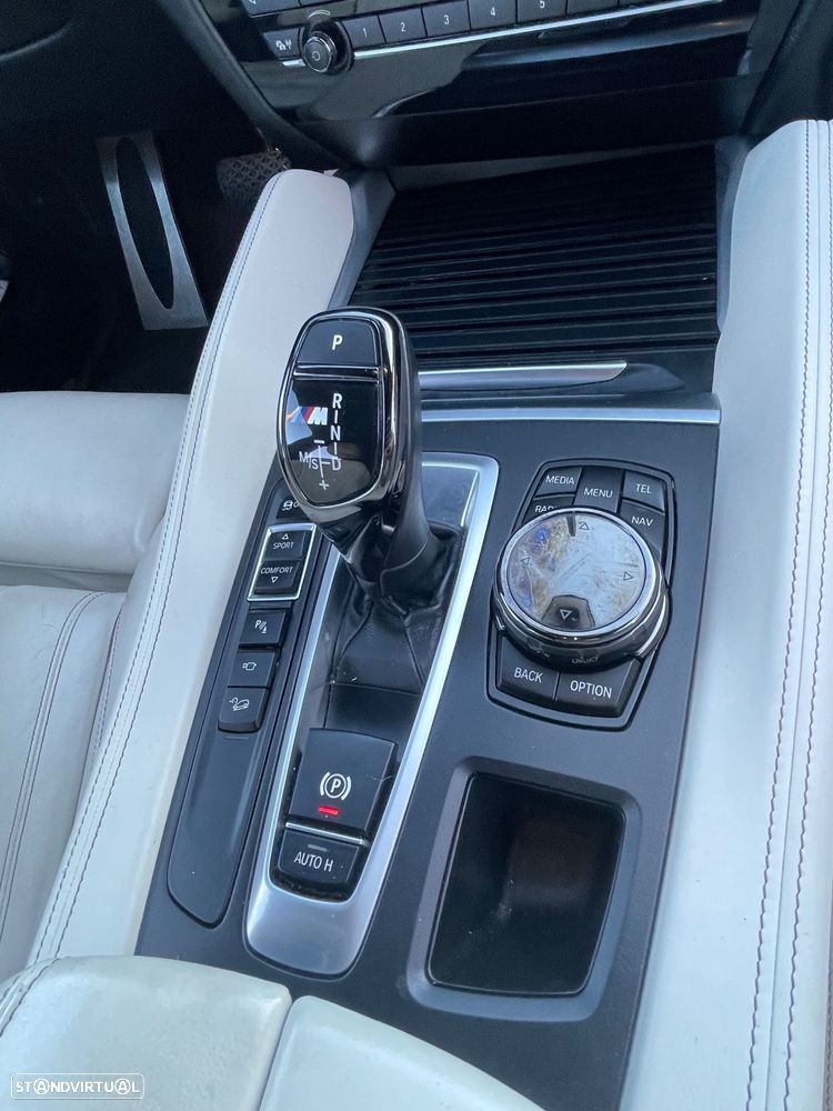 BMW X6 M50 d xDrive - 16