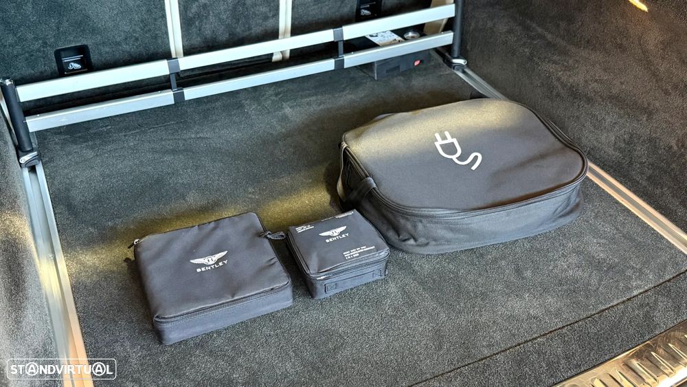 Bentley Bentayga V6 Hybrid - 44