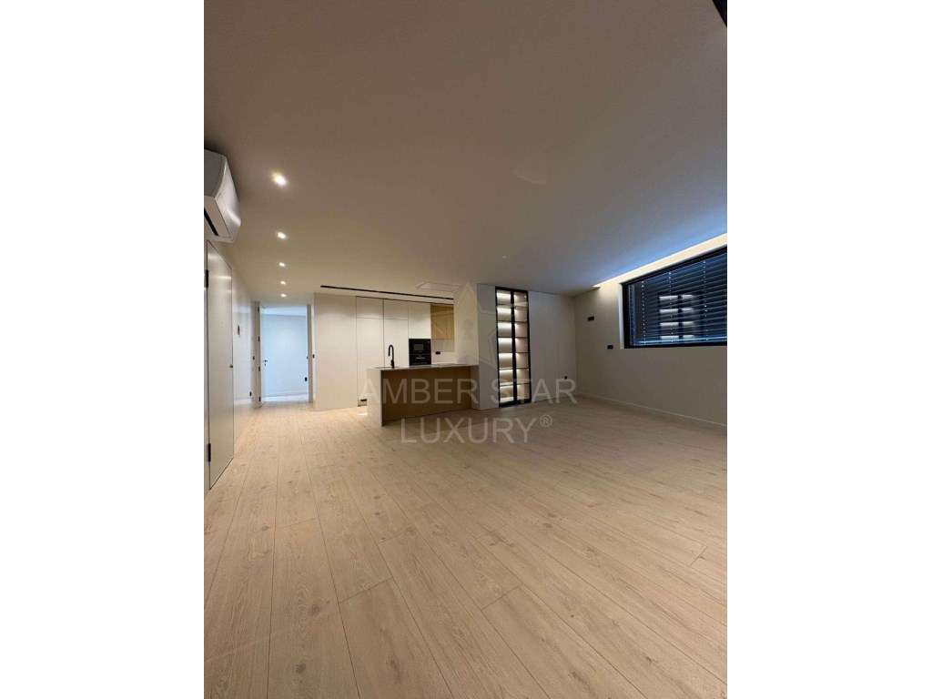 Apartamento T3 no centro de Gondomar - Grande imagem: 2/23