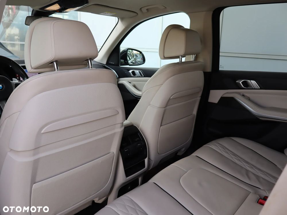 BMW X5 xDrive30d - 9