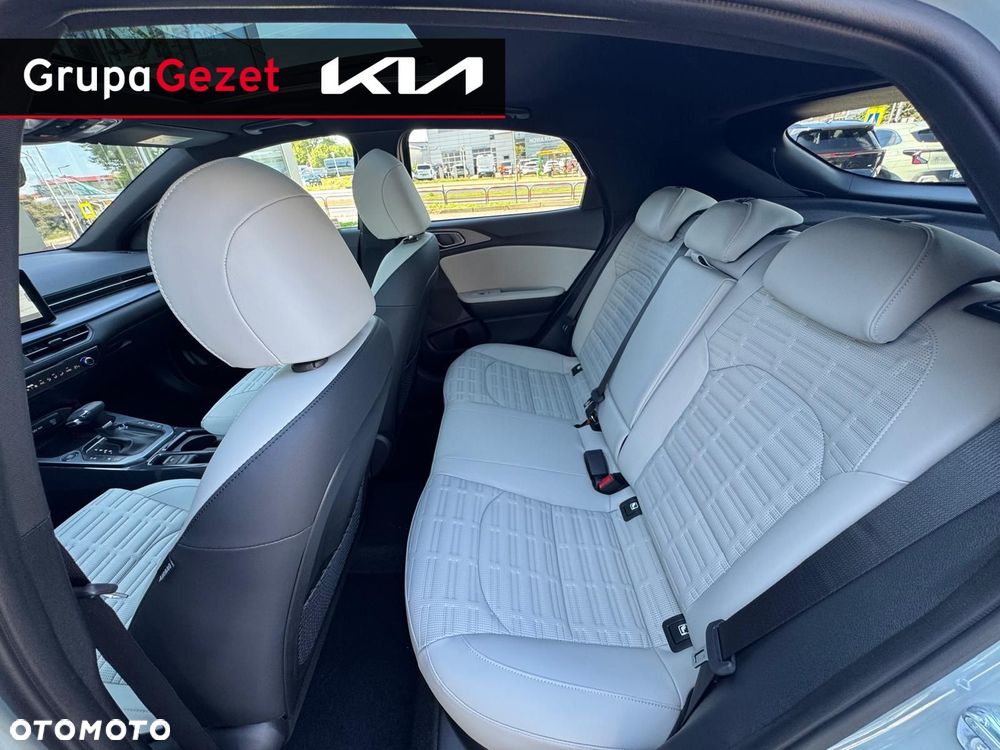 Kia XCeed - 14