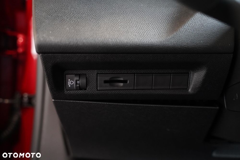 Peugeot 408 1.2 PureTech mHEV Allure S&S e-DSC6 - 13