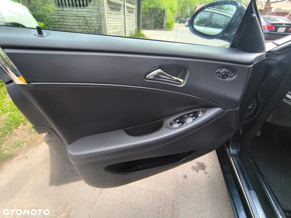 Mercedes-Benz CLS 350 - 21