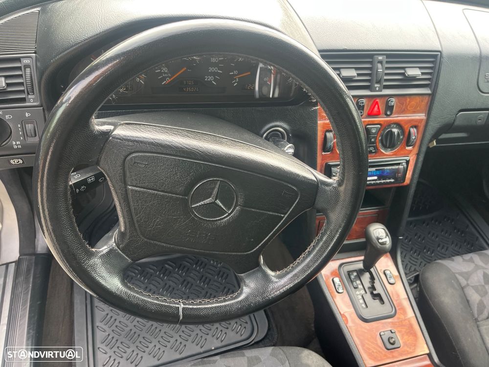 Mercedes-Benz C 220 - 9